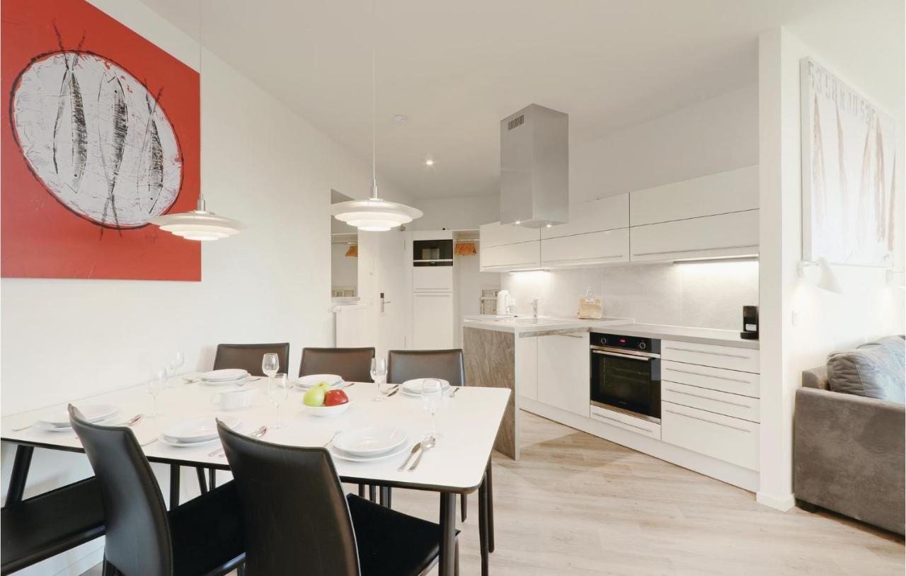 2 Bedroom Stunning Apartment In Luebeck Travemuende Exterior photo